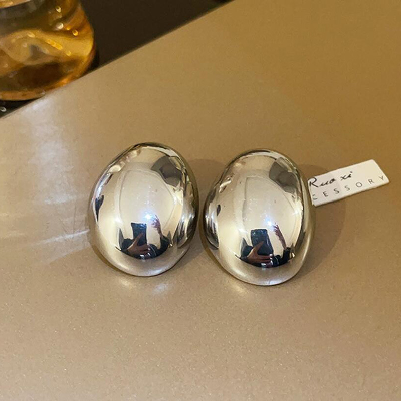 New Trendy Western Inspired Exaggerated Irregular Oval Metal Earrings for Women Embrace Individuality