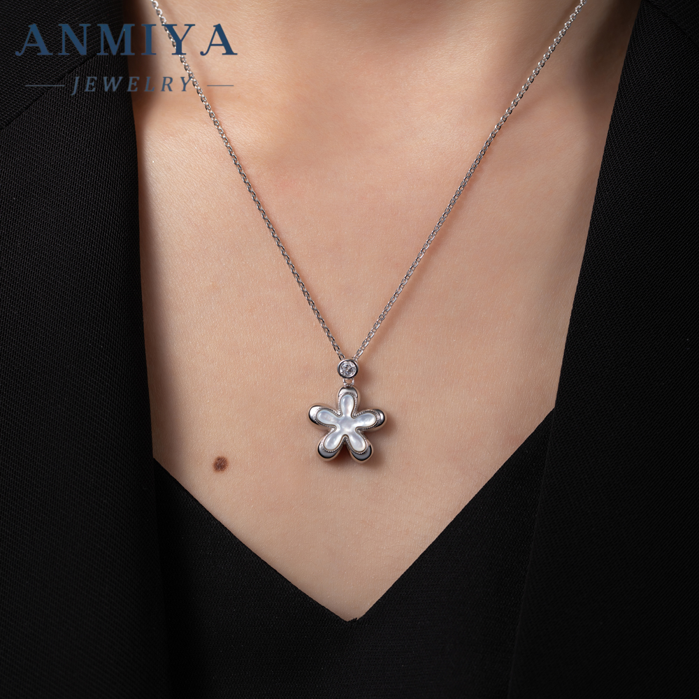 INS Hot Sale 925 Sterling Silver Luxury Four Leaf Flower Earrings Necklace Set for Parties Gifted Zircon Stones Crafted Ladies