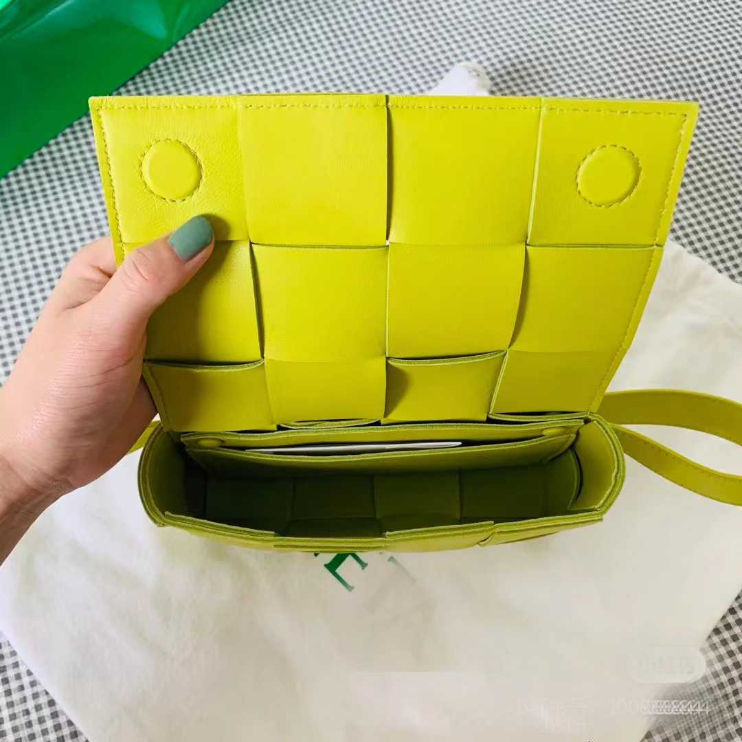 Designer Bag 2025 New Cowhide Women's Bag Woven Pillow Small Square Bag Multifunctional Fashionable Crossbody Bag Fashionable Ins Luxury Handbag