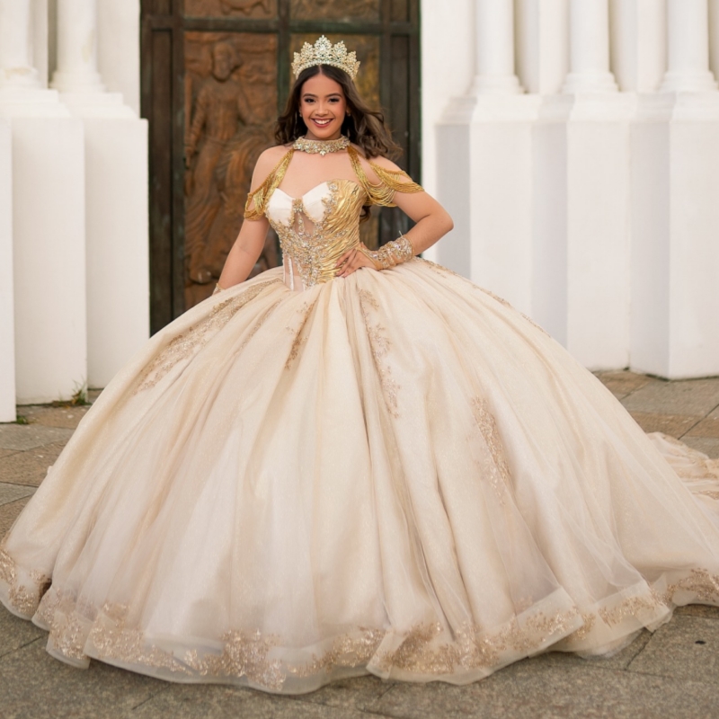 Luxury Champagne Shiny Off The Shoulder Ball Gown Quinceanera Dresses Appliques Beads Tull Sweet 16 Dress Vestidos 15 De Anos
