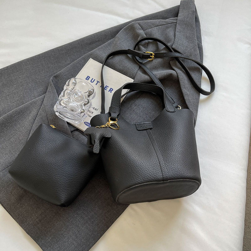 designer Lychee Grain Soft Leather Bag for Women 2025 New Fashion Trend Color-Block Handbag Mother-Daughter Bucket Bag Casual Crossbody Bag