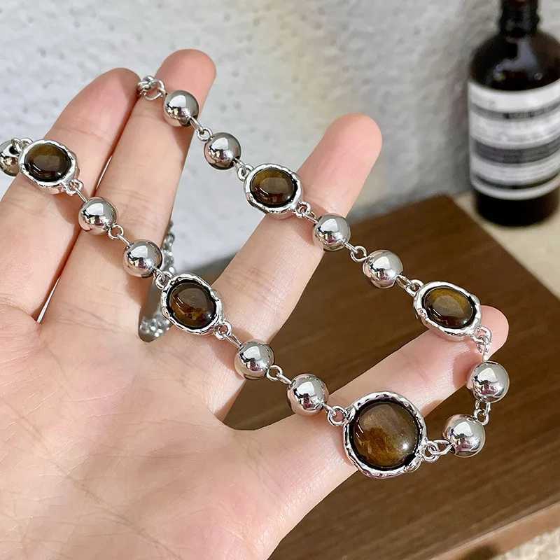 Vintage Maillard Y2K Pendant Necklaces for Women Punk Tiger Eye Stone Round Beads Tassel Necklace Clavicle Choker Jewelry Gifts Y250605