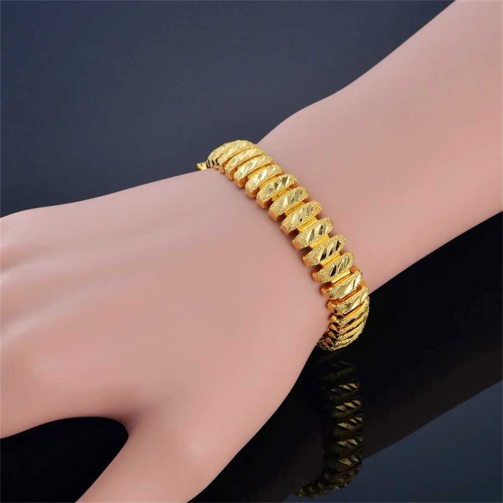Womens Fashion Heart Chain Bracelet Gold Plated Vintage Bracelets Female Jewelry Party Anniversary Wedding Gift Wholesale W250606