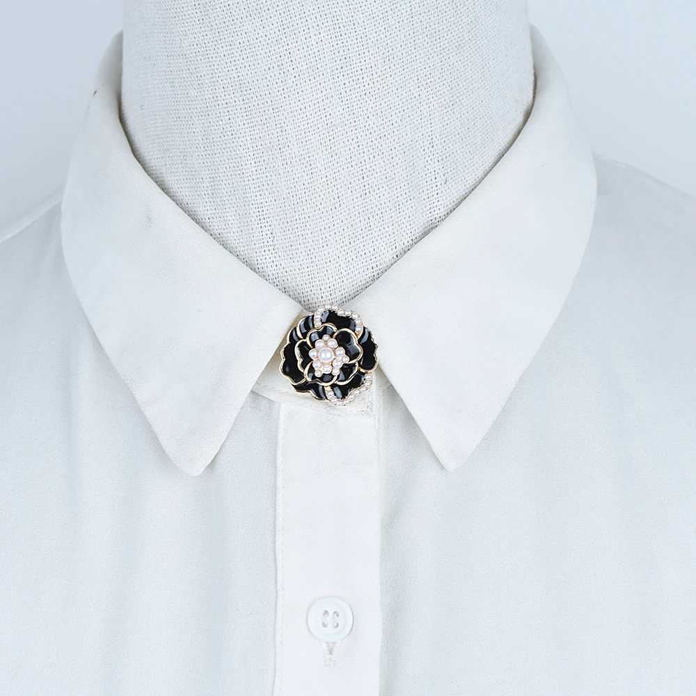 ICEYY 2PCS New Cute Enamel Camellia Pearl Flower Button Covers Set Womens Shirt Cufflinks for Tux Shirt W250606