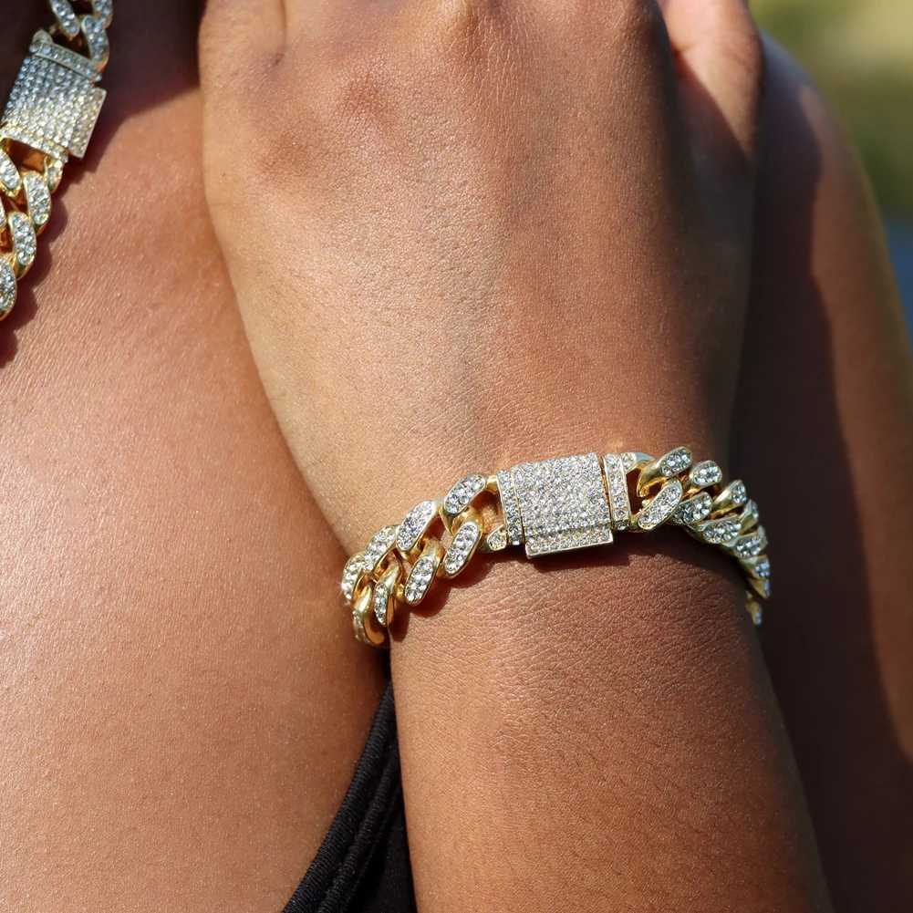 Iced Out Hip Hop Cuban Link Chain Bracelets for Men Women High-Quality Bling AAAA+Rhinestone Paved Miami Bracelets Mens Jewelry W250606