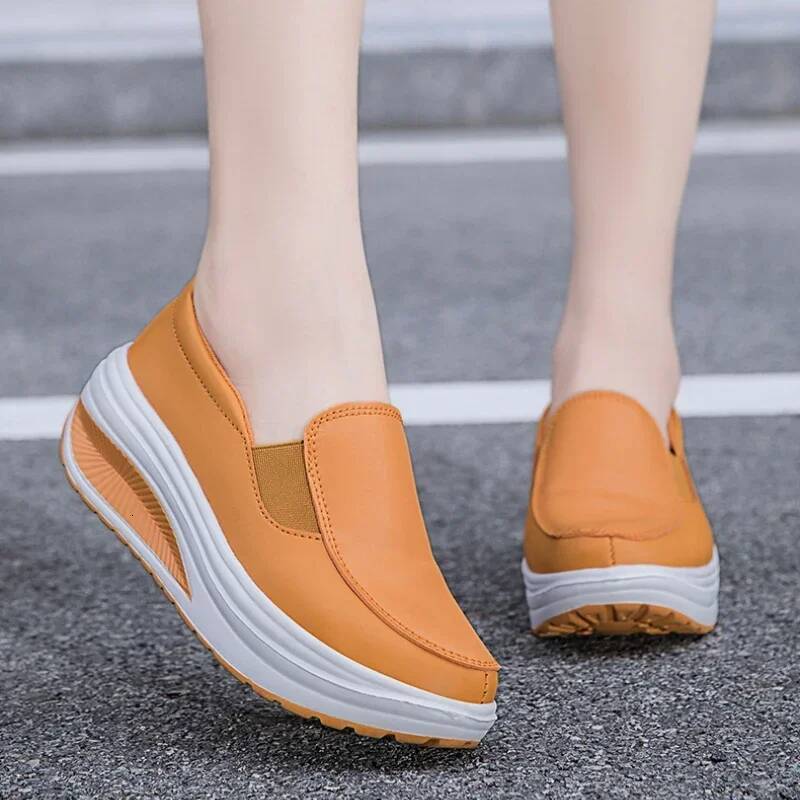 Ddmyoutdoor Spring Genuine Leather Soft Outsole Work Female Black Swing Woman Plus Size Wedges Single Shoes Zapatillas Outdoor Shoes