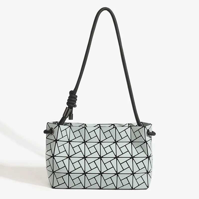 Windmill Tofu Bag New Japanese-style One-shoulder Rhombus Geometric Womens Bag Crossbody Armpit Bag Handbags M250606