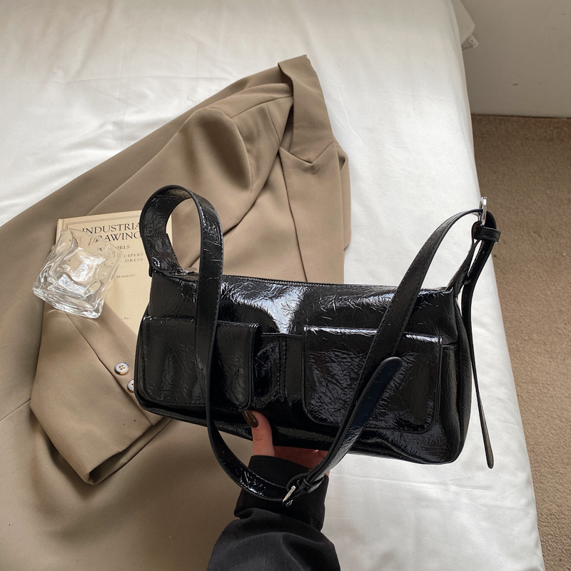 Free Shipping Designer Bag French Style Niche Armpit For Womens Summer 2025 New Trendy And Fashionable Single Shoulder Motorcycle Texture Hand-held To