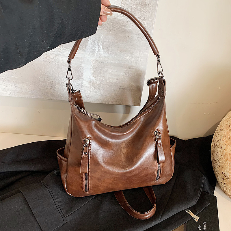 Free Shipping Designer Bag Large Capacity Women 2025 New Fashionable Crossbody With Versatile Texture For Commuting Single Shoulder Tote Bag Trend