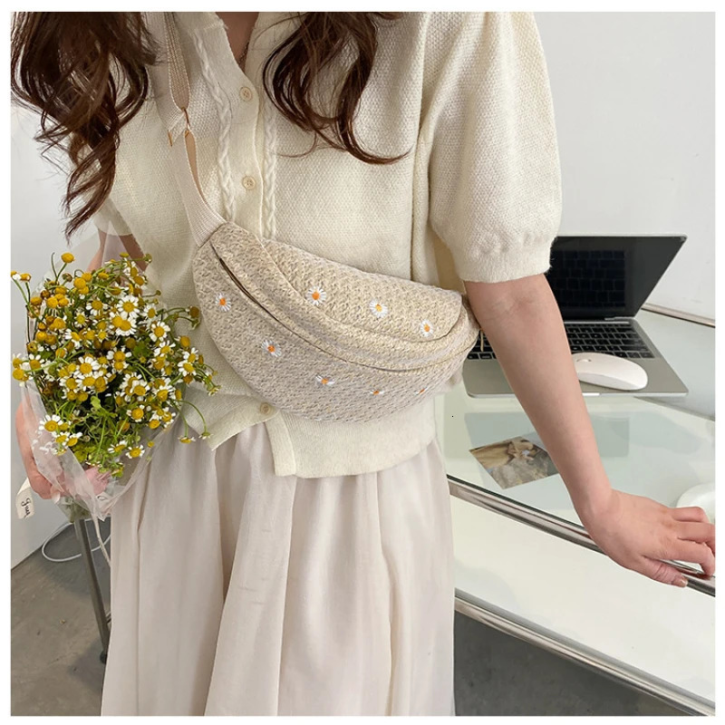 Womens Waist Bag Straw Woven Ladies Shoulder Crossbody Bags for Women Summer Fanny Pack Fashion Phone Female Chest Bag 250605