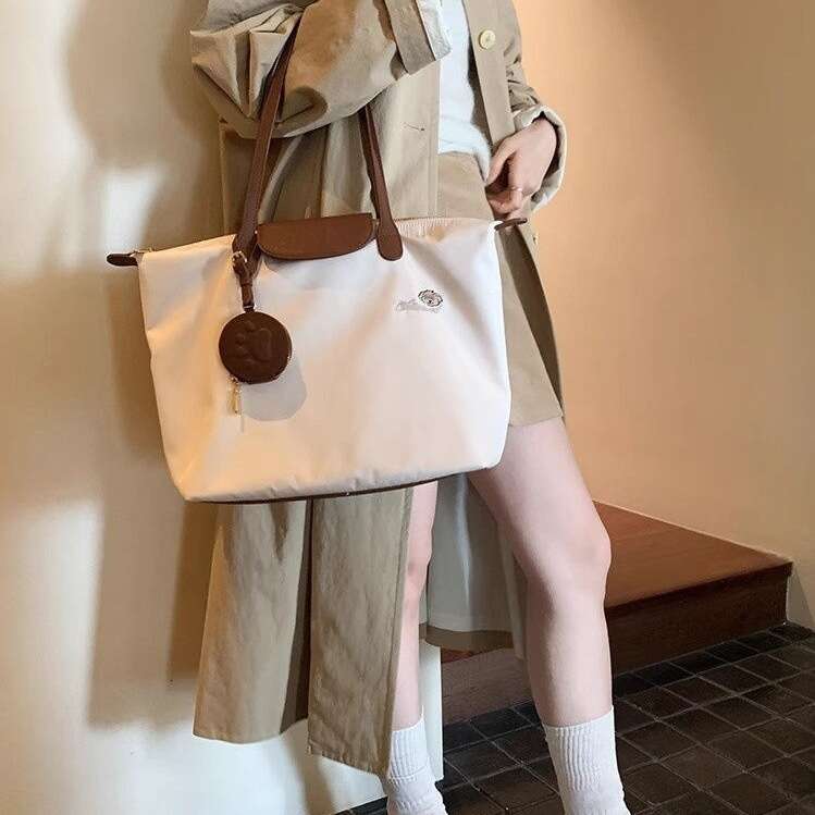 2025 New Fashion Versatile Bread Dog Unheard Flower Language Tote Women's Casual Large Capacity Shoulder Bag