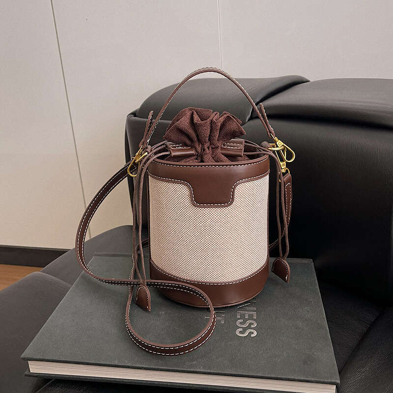 Color-Block Handheld Bucket for Women 2025 New Trendy Fashion Cylinder Single Shoulder Crossbody Bag