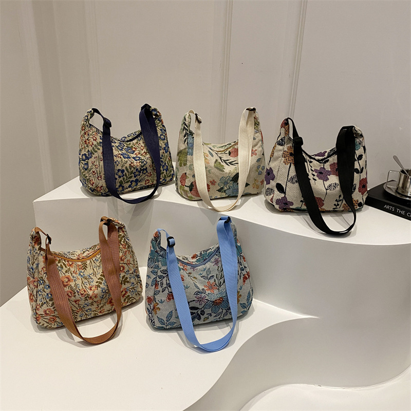 designer Canvas Bag for Women 2025 New Large Capacity Handbag Shoulder Tote Bag Niche Design Sense Office Commute Tote Bag