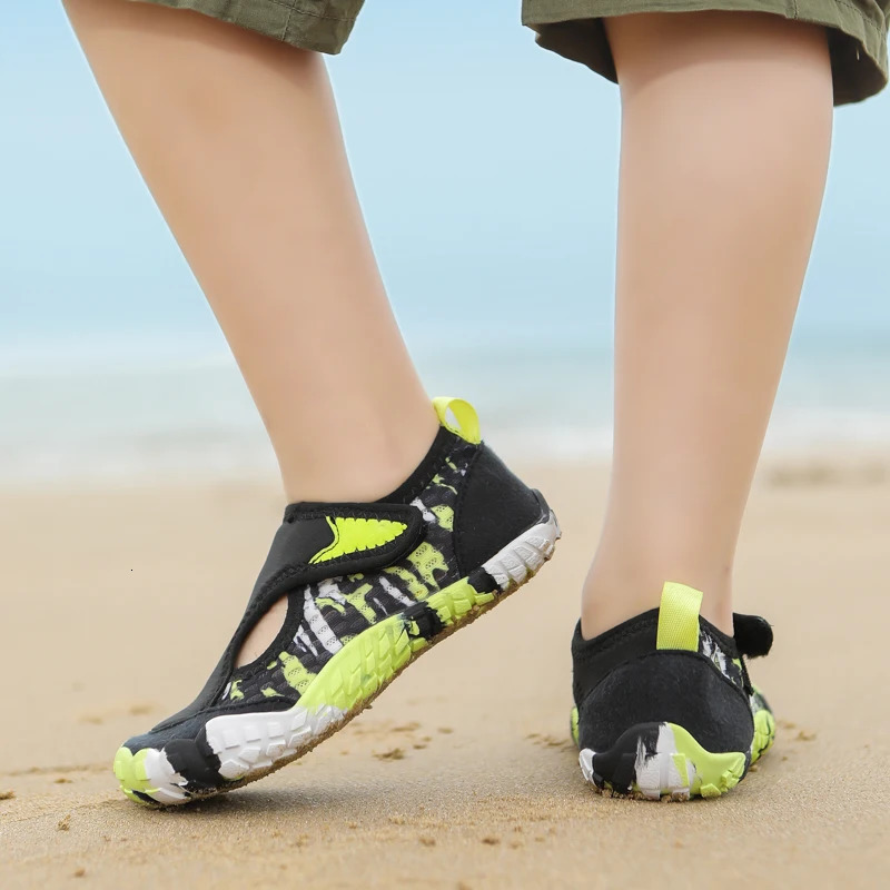 Childrens Water Shoes Light Breathable Beach Shoes Swimming Surf ShoesKids Shoes Sneakers 250604
