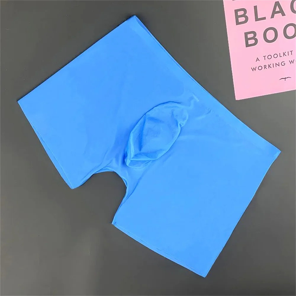 Plus Size Seamless Underwear Men Ice Silk Sexy Solid Male Panties Ultrathin Breathable Boxer Shorts LXXXL 250526