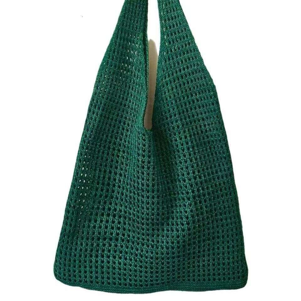 New Korean And Japanese Style Tote Beach Knitted Hollow Shoulder Woven Bag B5