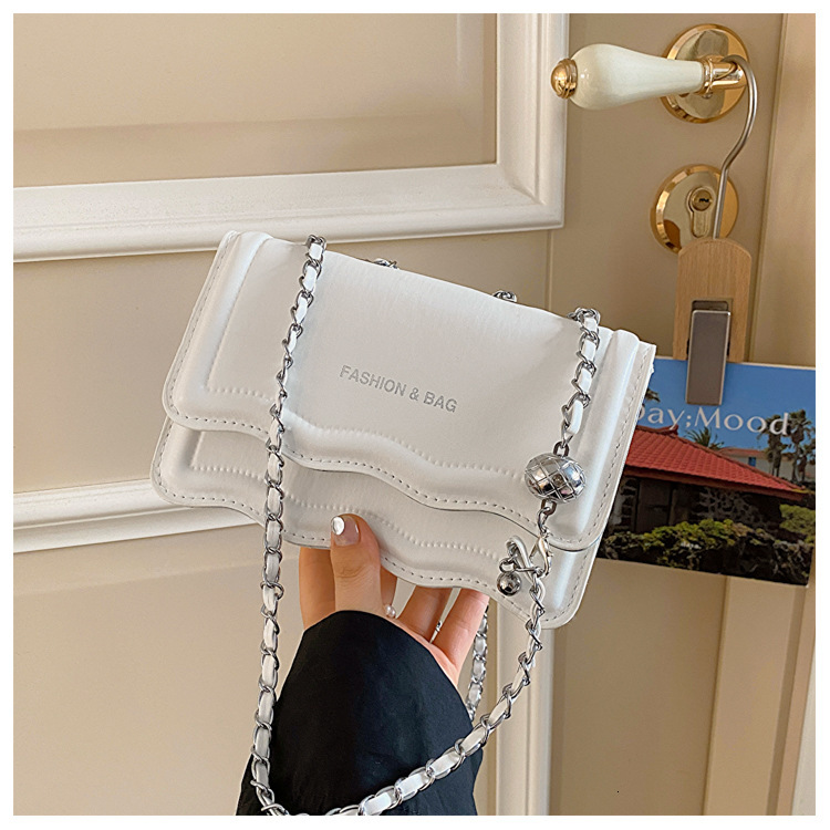 designer 2025 Summer New Fashion Chain Bag Single Shoulder Crossbody Underarm Small Square Bag Women's Bag Supports Wholesale and Mixed Orders