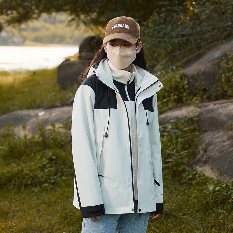 Ddmyoutdoor American Style Men S Women S Three In One Two Piece Set Waterproof Warm Loose Outdoor Hiking And Mountain Climbing Assault Suit Jackets