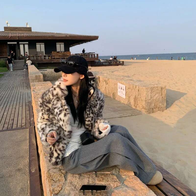 Fashion Leopard Print Faux Fur Coat for Women Turn-down Collar Long Sleeve Chic Jacket Female 2024 Autumn Winter Outwear