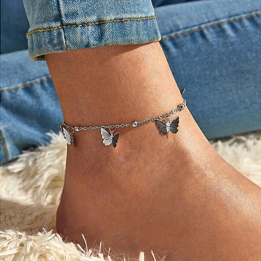 13pcs Simple Metal Chain Butterfly Pendant Anklet for Women Adjustable Layered Vintage Minimalist Beach Anklet Set Foot Jewelry 250528