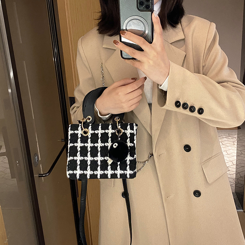 New women's bag autumn and winter handbag Princess Diana bag designer large capacity women's crossbody bag shoulder bag
