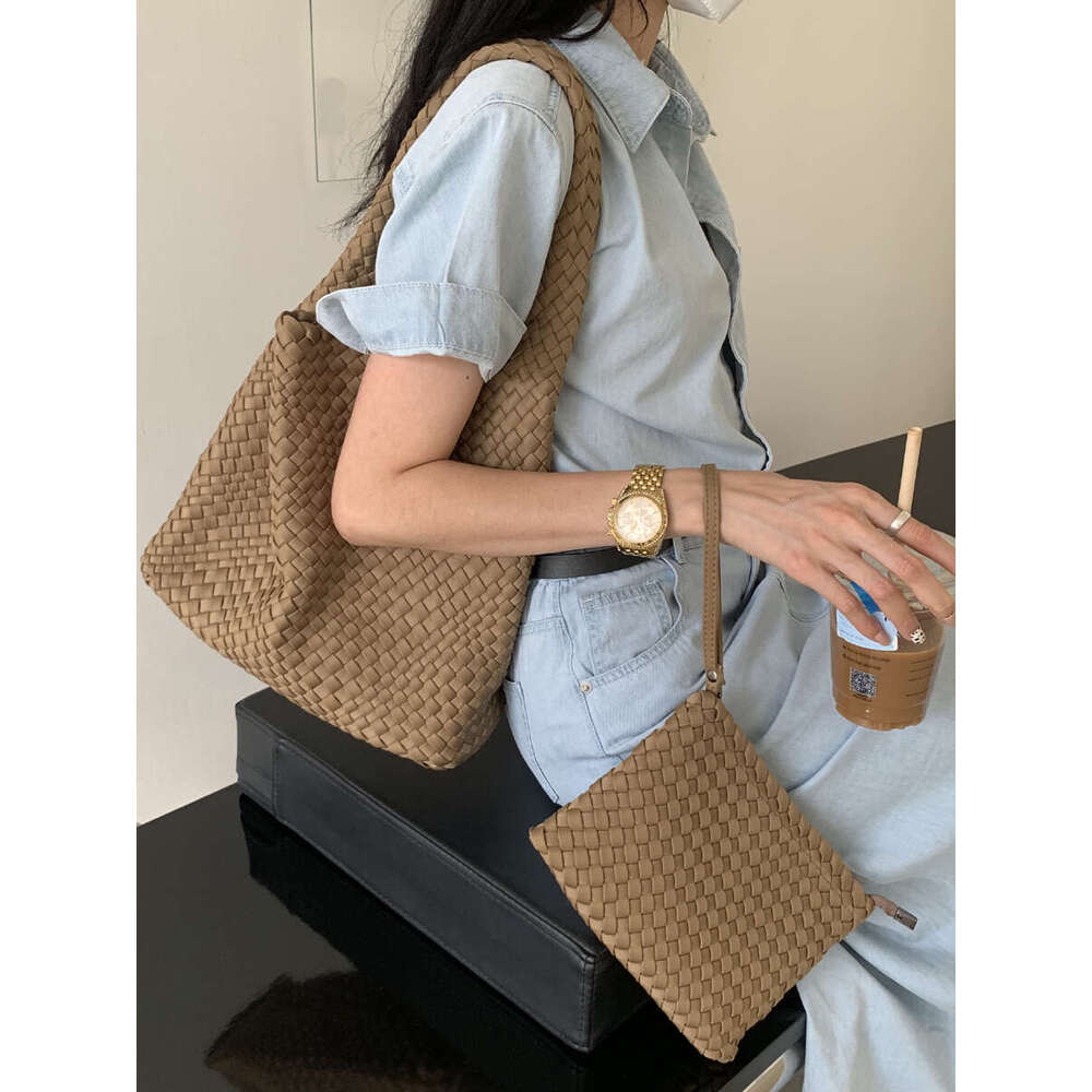 Niche Design Nylon Handwoven for Women Versatile Mother Daughter Bag Single Shoulder Large Capacity Underarm