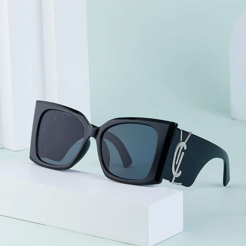 Y2K Style Cat Eye Sunglasses for Women Fashion Large Frame High-end Sun Protection Glasses