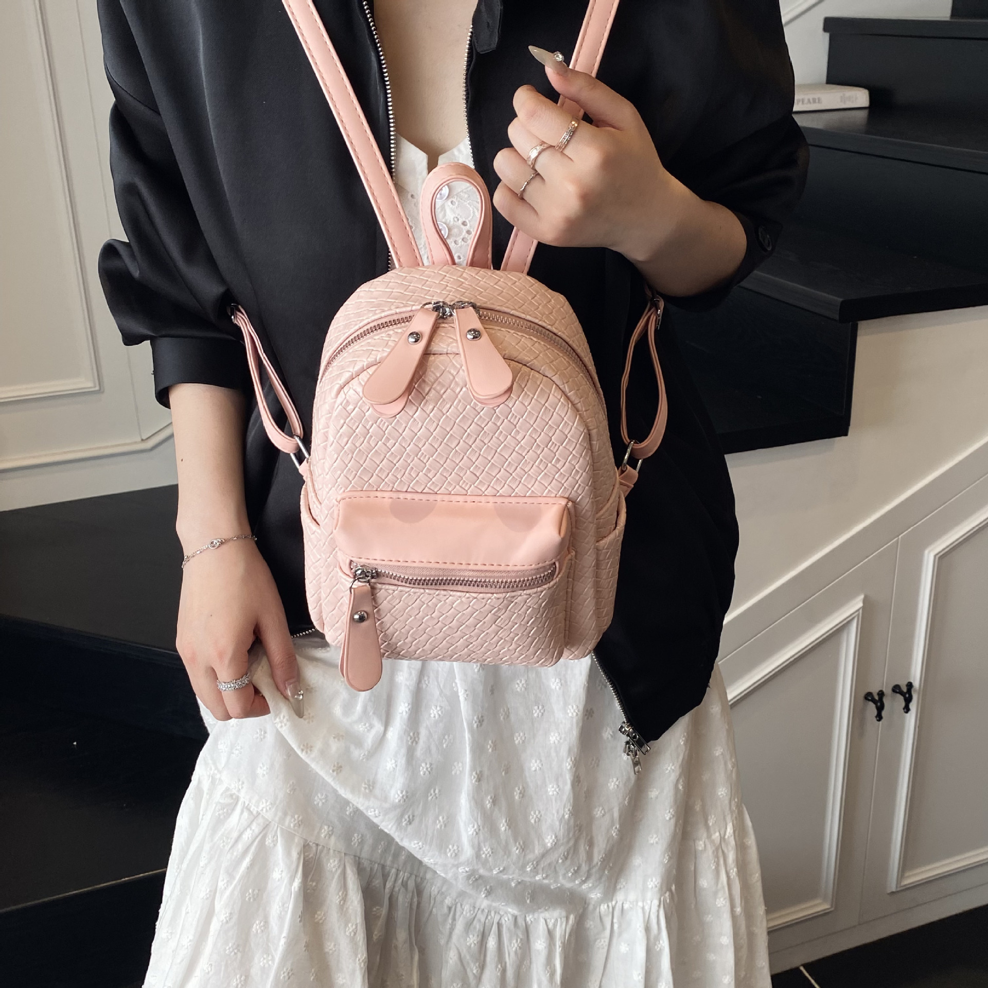 designer Summer Backpack for Women 2025 New Fashion Trendy Small Backpack Elegant Mini Simple Fashion Lightweight Travel Bag