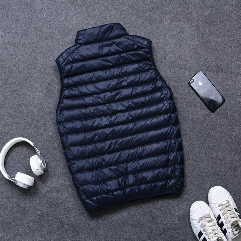Autumn and Winter Mens 90% White Duck Down Vest Casual Lightweight Down Warm Solid Sleeveless Jacket Mens Portable Pocket Vest 250606