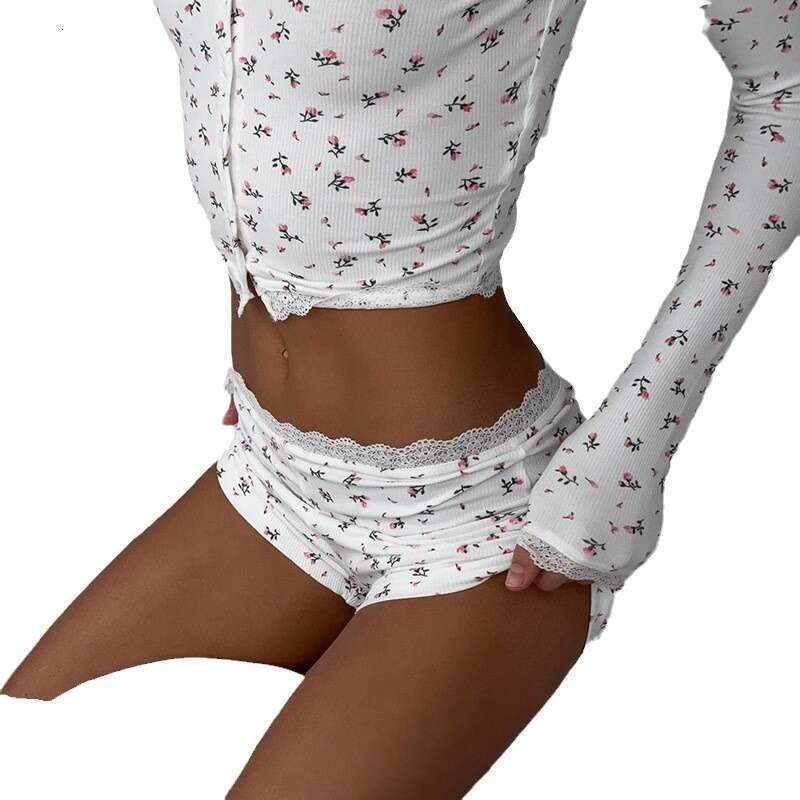 Floral Print Set Low-Cut Round Neck Tight Long Sleeve Top Shorts Loungewear B5