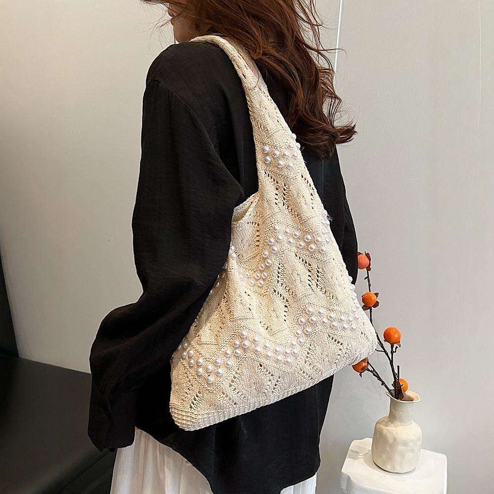 Casual Simple Knitted For Women New Large Capacity Commuter Shoulder Fashion Pearl Tote Bucket Bag B5