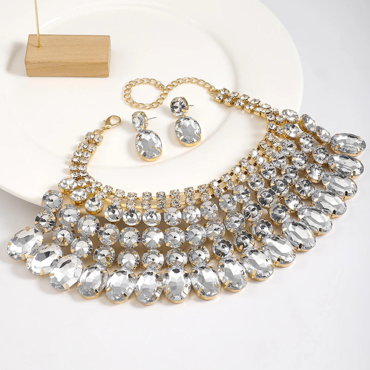 Lady 3 Pc Exaggerated Style Full of Rhinestone Necklace Earrings Set For Birthday Parties Multiple Color Options 250530