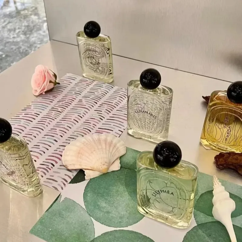 Cologne Perfume Bois Corse Spray Lilyphea Perfume Brand Woodiness Floral Smell Lunamaris Corail Oscuro Good Smell