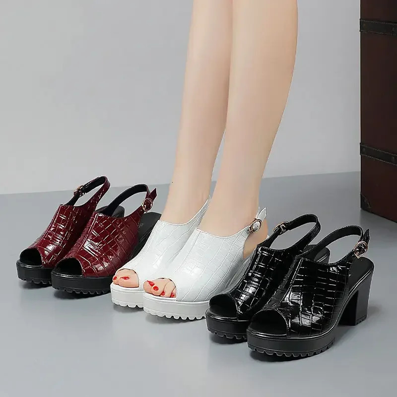 Small Size 32-43 Elegant Block High Heels Sandals Patent Leather Shoes Summer 2025 Thick Platform Sandals Women Office Model 250605
