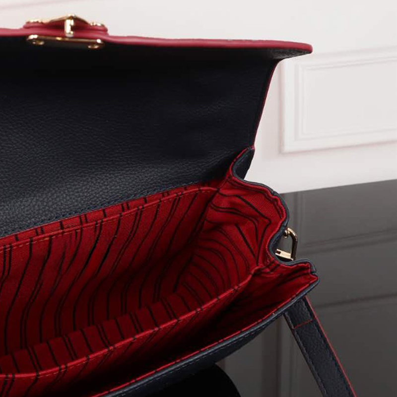 Luxury shoulder bag Designer women's bag Rhombic Pattern Chain Shoulder Handbag - Versatile Double Strap Design for Elegant Style