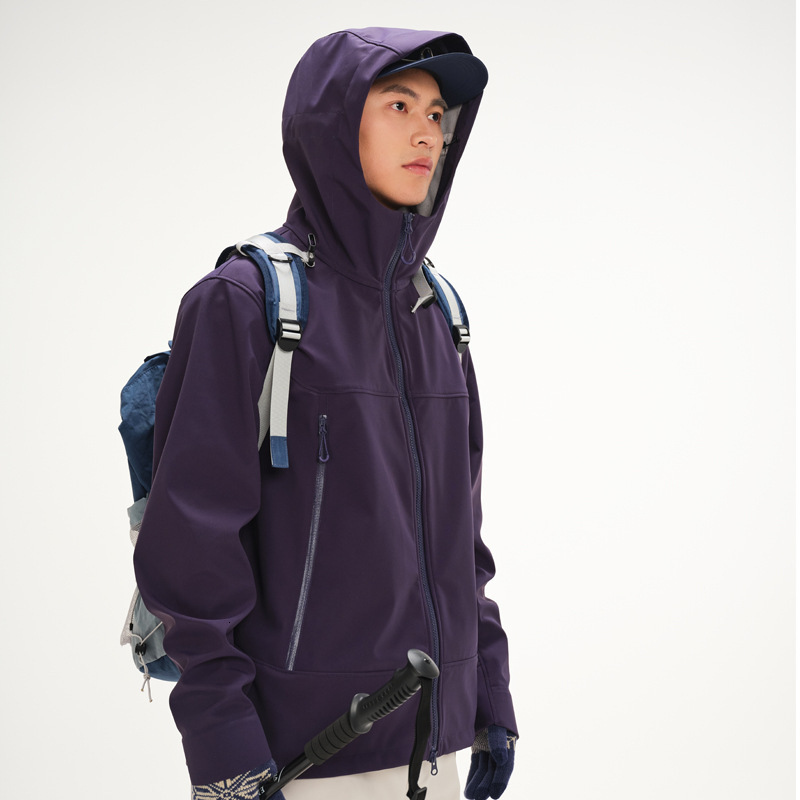 Ddmyoutdoor Year New Outdoor Couple Stormtrooper Jacket Windproof Waterproof Mountain Soft Shell Sports Fashion Leisure Coat Jackets