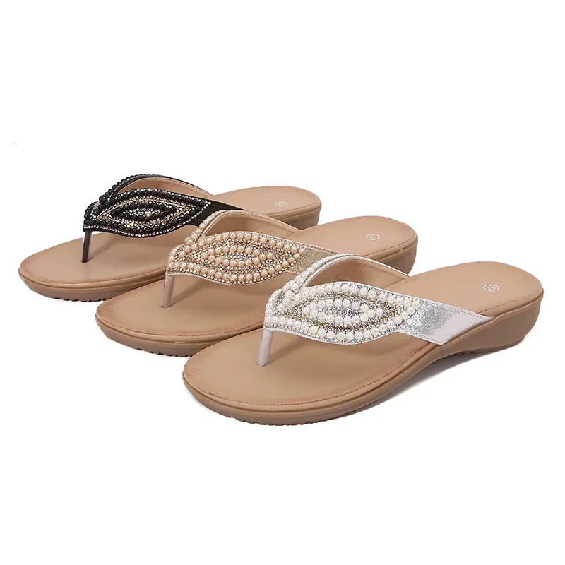 Breathable Ladies Sandals Slippers Bohemia Rhinestone Pearl Butterfly Decorative Womens Shoes Summer Beach Dress Flip Flops 250603