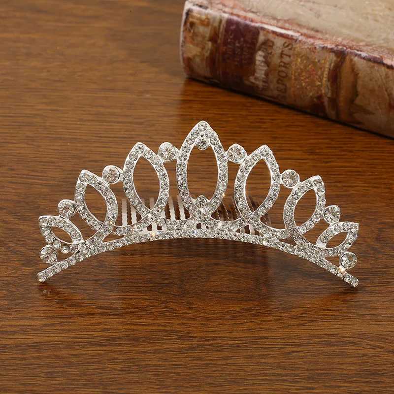 Mini Crowns Pearl Hair Comb Rhinestone Heart Shaped Tiaras Silver Color Hairpin Wedding Accessories Bridal Princess Hair Jewelry Z250605