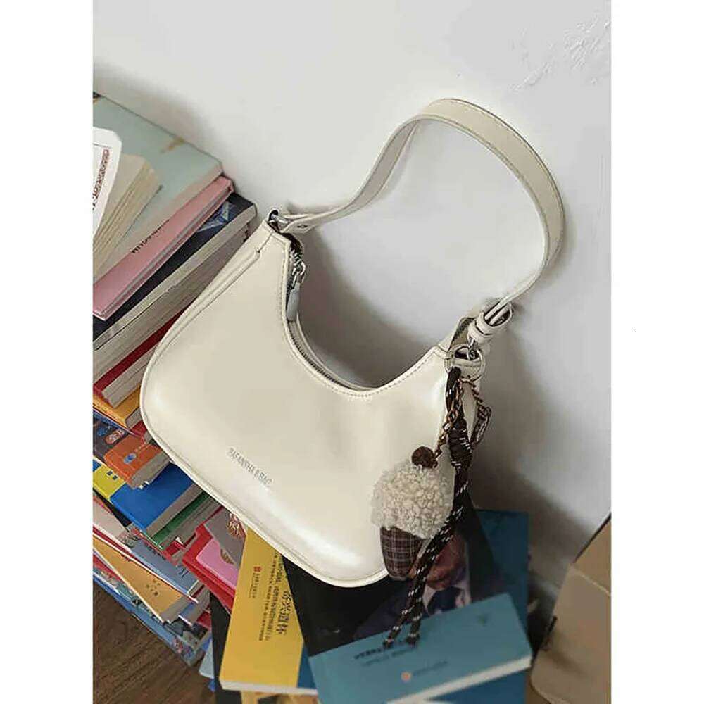 Retro Bury Leather Single Shoulder Women 2025 New Fashion Lady Commuting Underarm Bags Versatile Shopping Daily Pack