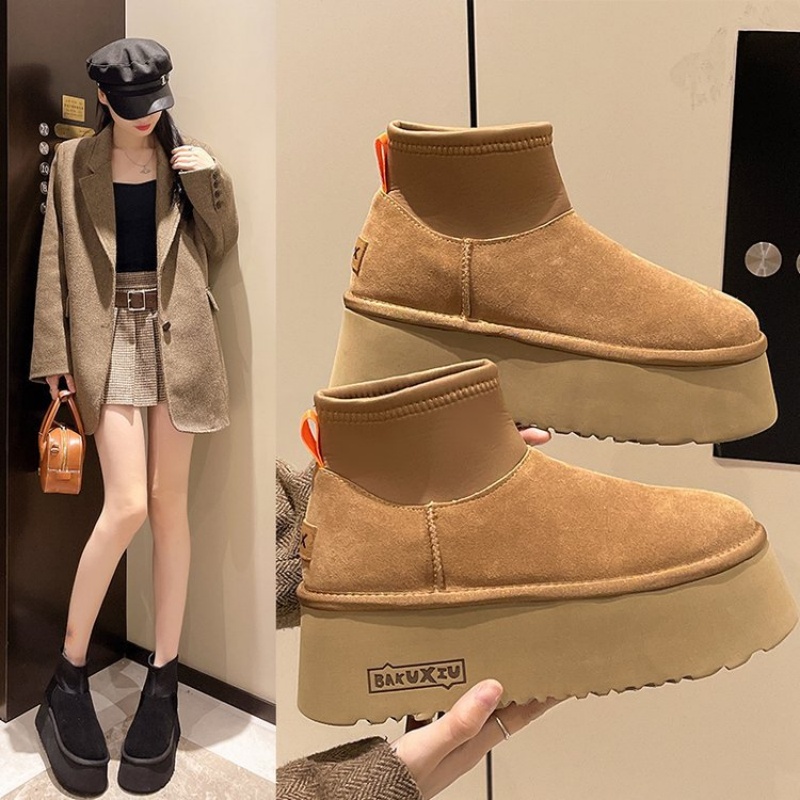 2025 free shipping autumn and winter new female designer thick soled snow boots, height increasing and plush warm short boots, fashionable cotton shoe