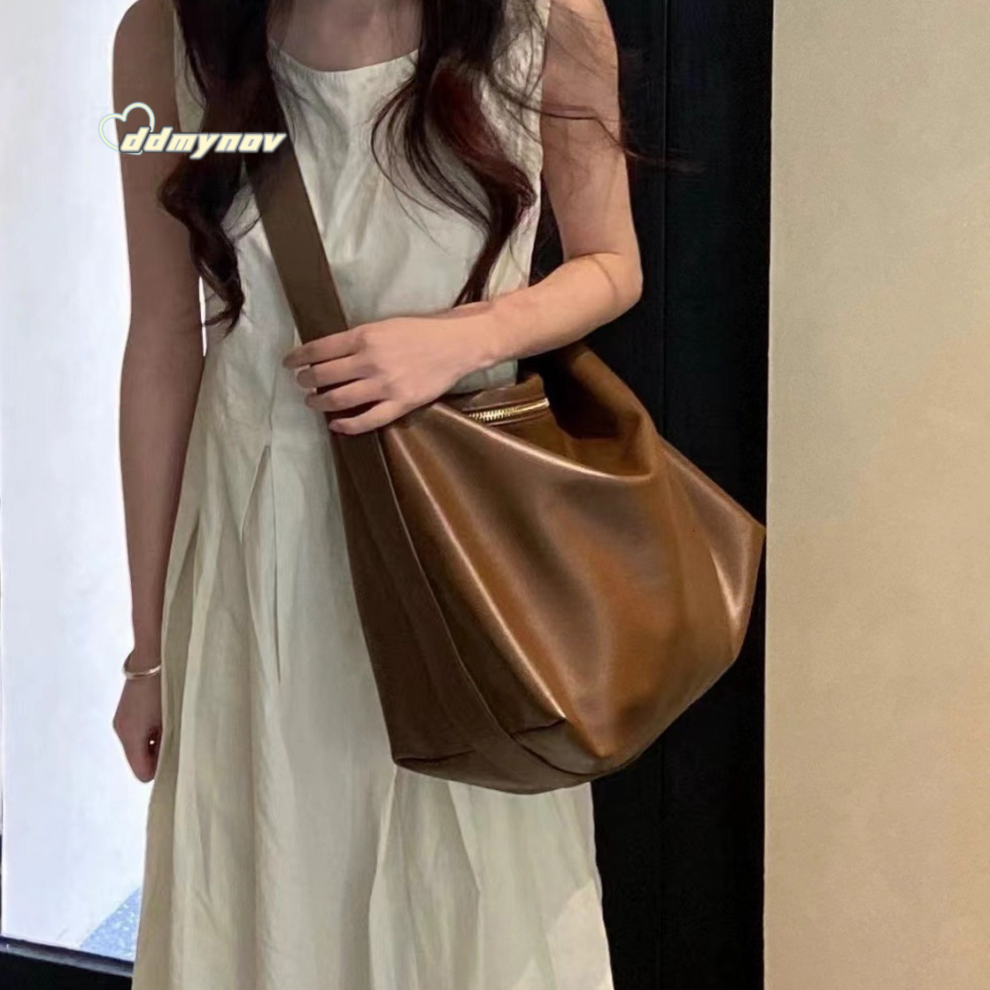 Korean Style Daily Soft Minimalist Shoulder 2024 New Women's Large Capacity Crossbody Bag ddmynov