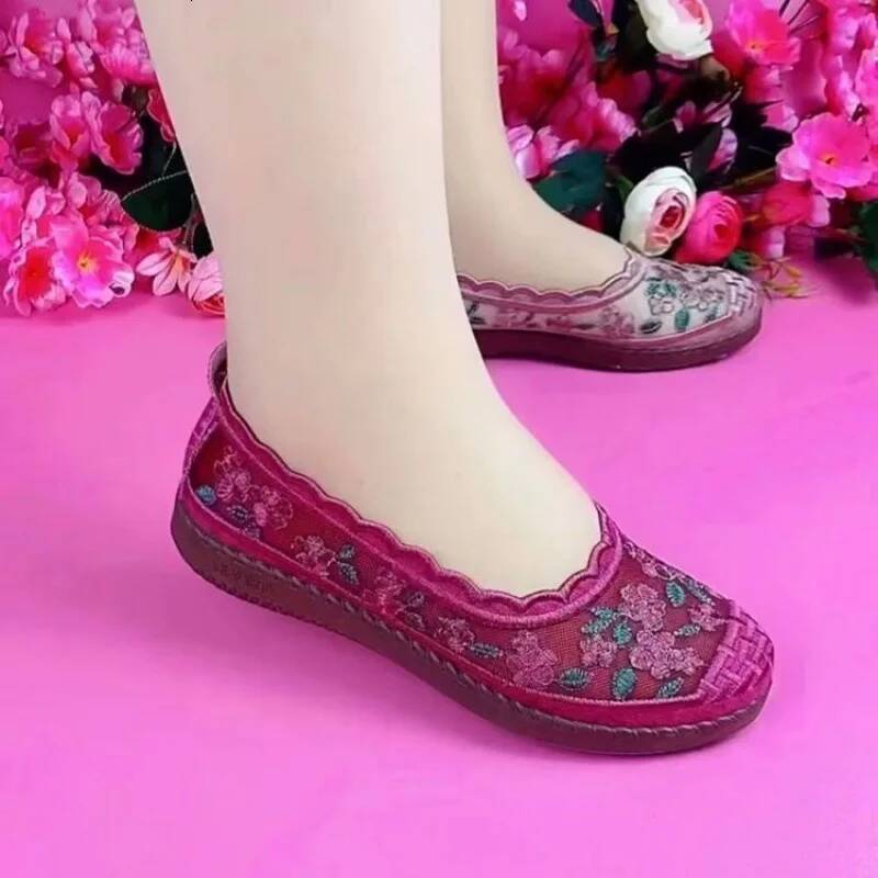 Ddmyoutdoor Women Summer Female Tennis Fashion Casual Flats Mom Hollow Out Middle Aged And Elderly Mesh Soft Sole Shoes Outdoor Shoes