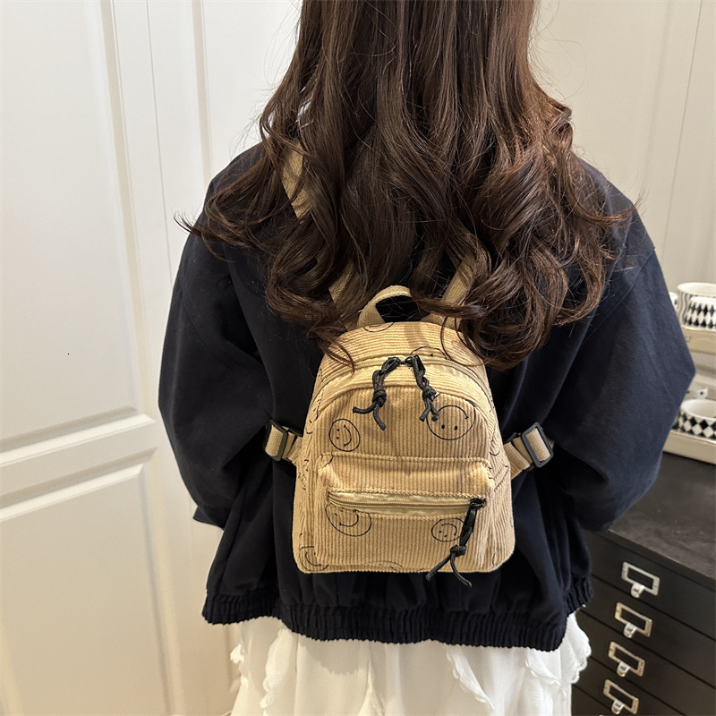 designer Vintage Spring Solid Color Japanese Style Women's Backpack Korean Version Casual Niche Design Simple Student School Bag Women's Bac