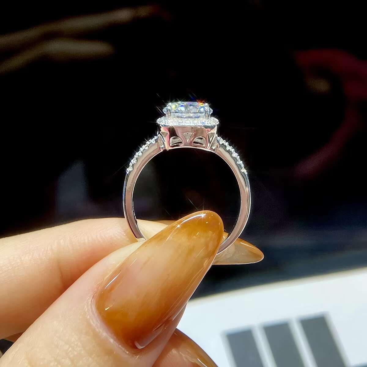 925 Sterling Silver White Gold Plate Gra Certificate VVS 2ct Moissanite Diamond square Ring for Women Wedding Fine Jewelry