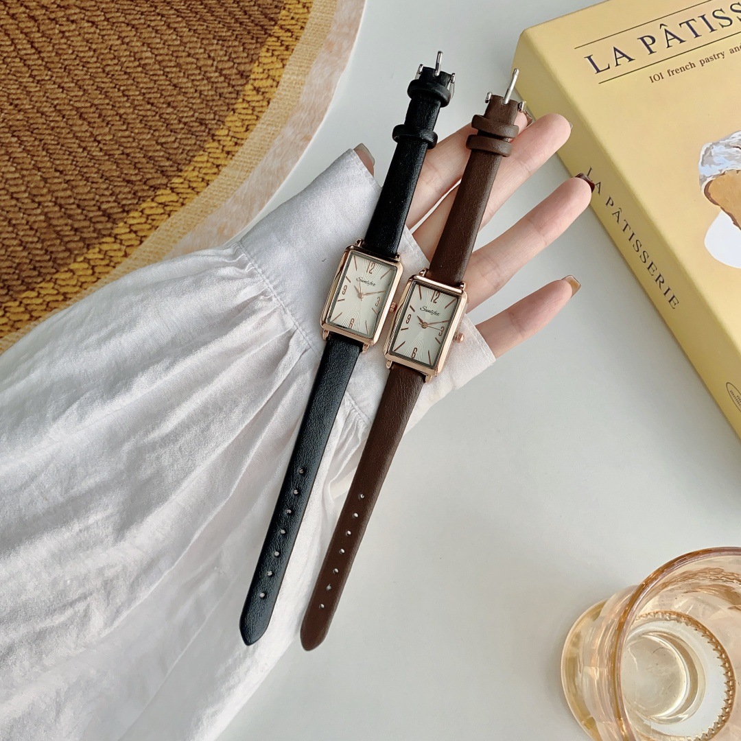 Sophisticated SUNLIFEX Unisex Mini Chronograph Wristwatch Combining Modern Aesthetics with Versatile Appeal