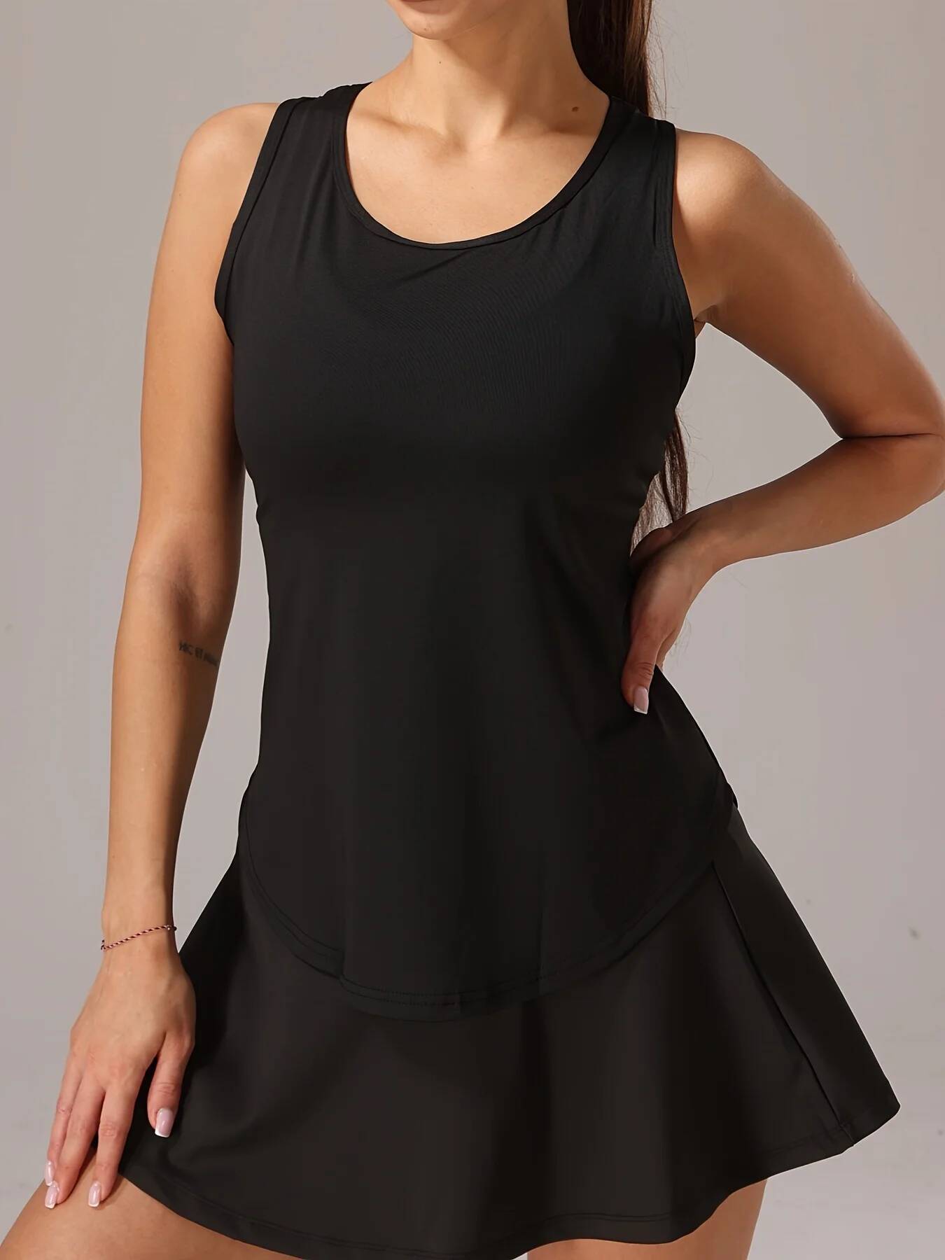 Women's Sleeveless Athletic Tank Top - Mesh Back & Crisscross Design