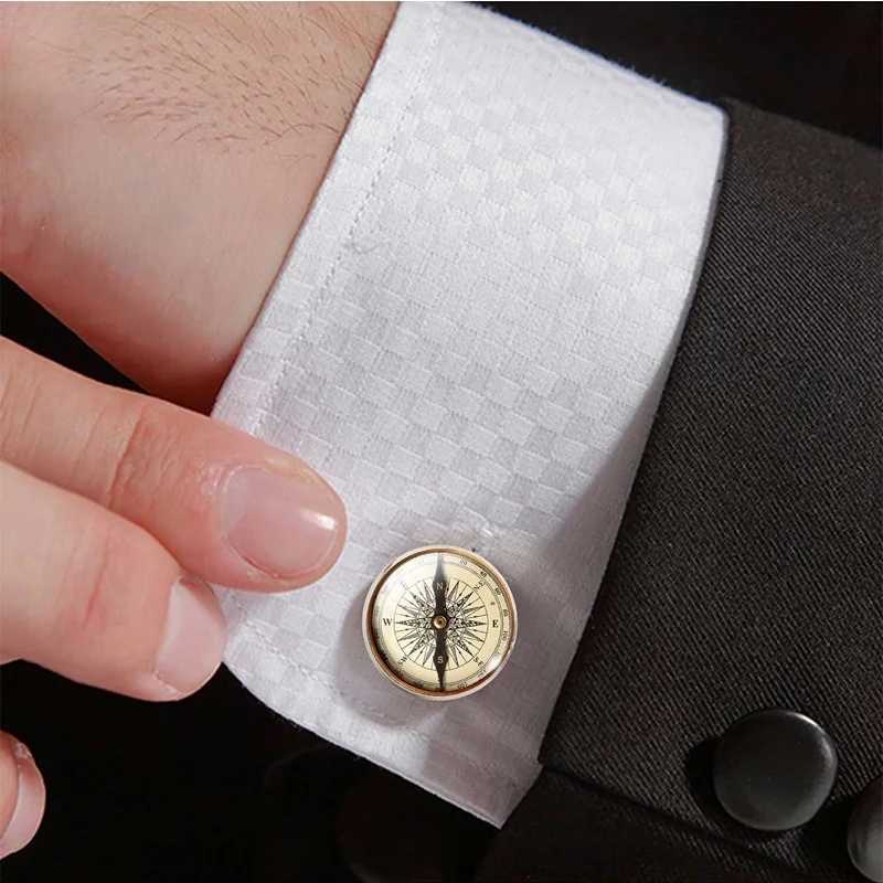 Vintage Compass Picture Print Cufflinks Men Fashion Wedding Cufflinks Suit Cuff Link Accessories Gift for Him (not real compass) W250606