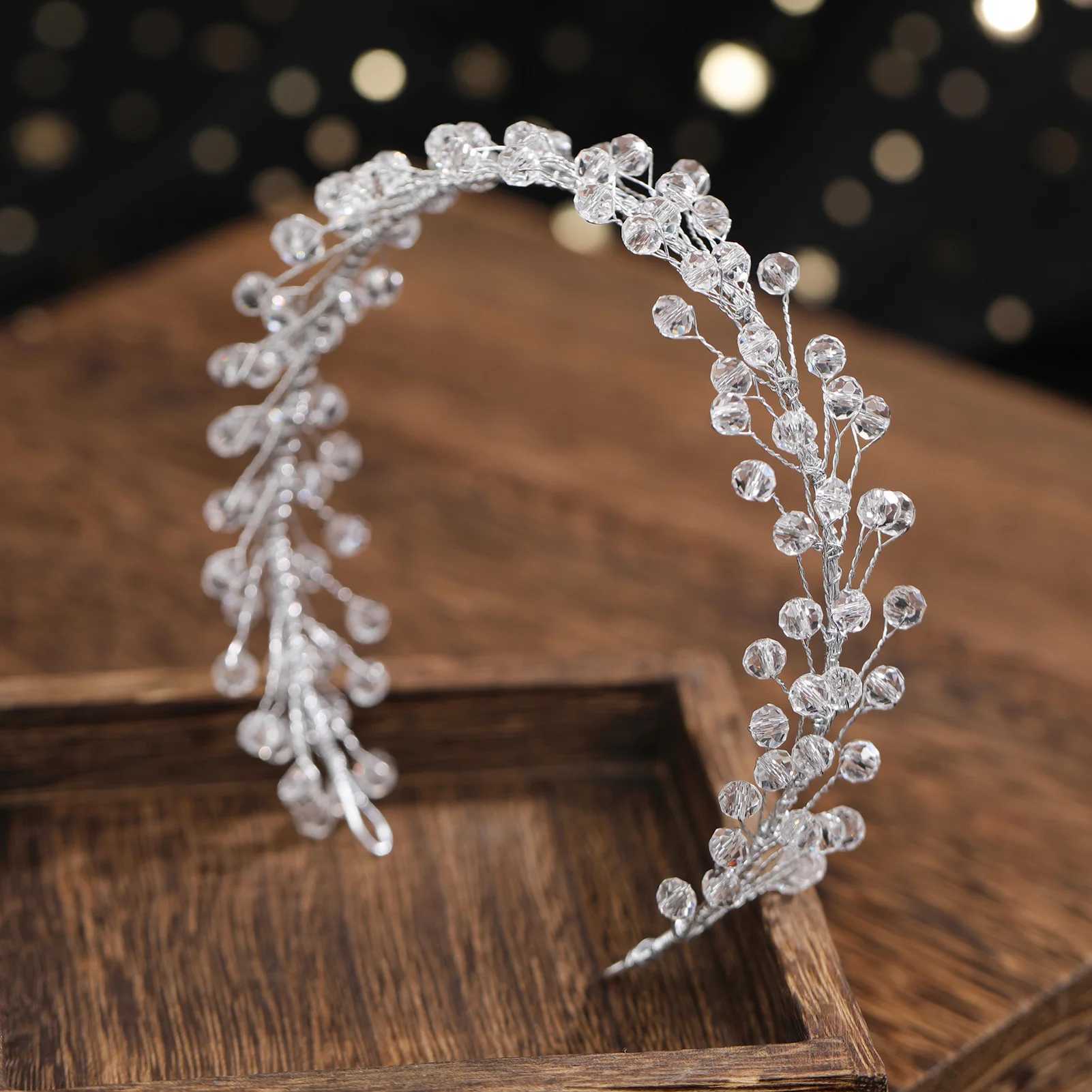 Elegant Crystal Headbands White/Red Beaded Hairbands for Bride Wedding Women Girls Birthday Party Hair Jewelry Accessories Z250605