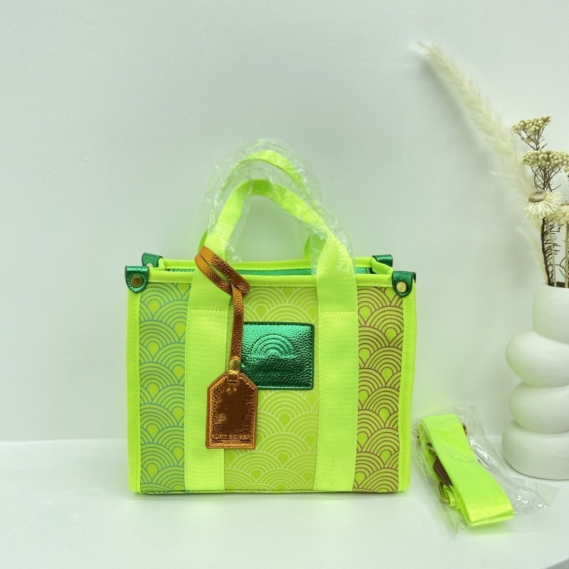 High quality brand new high-quality free designer bag gradually changing color rainbow 2025 new handbag cross-border hot selling shoulder bag new free