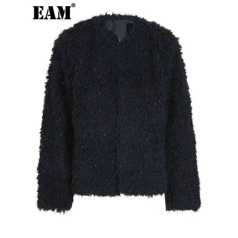 EAM Black Big Size Thick Warm Faux Fur Jacket New O-neck Long Sleeve Women Coat Fashion Tide Spring Autumn 2025 CPG1034
